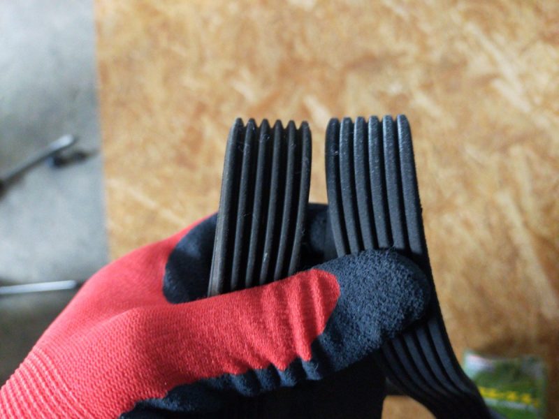 新旧ベルトの比較